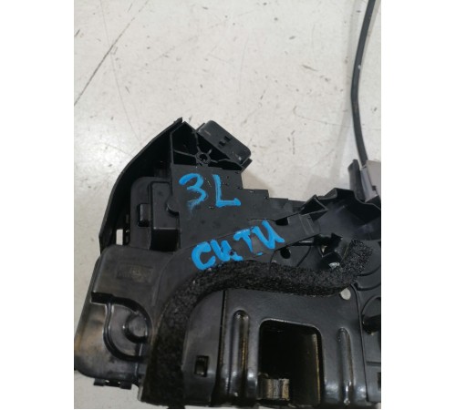 Замок двери задний левый