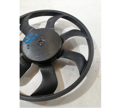 Вентилятор охлаждения двигателя