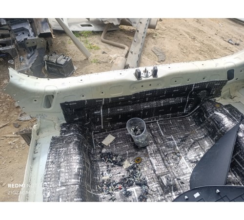 Панель задняя