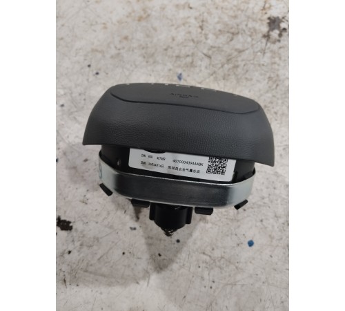 Подушка безопасности водителя в руль