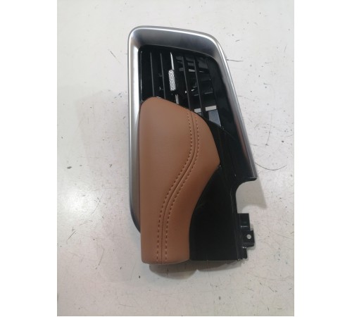 Дефлектор левый