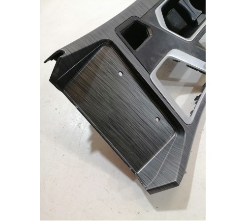 Накладка центральной консоли декоративная