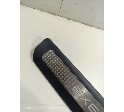 Накладка порога передняя левая с подсветкой