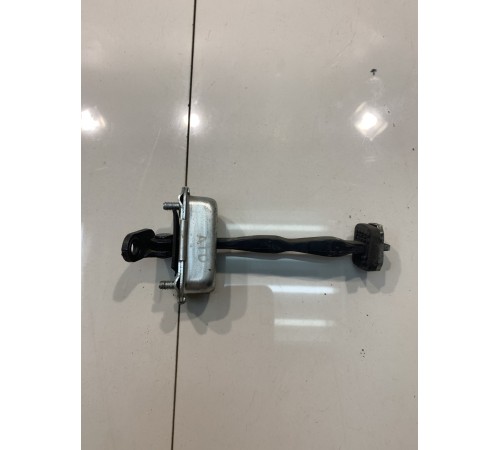 Ограничитель двери (передний, правый)