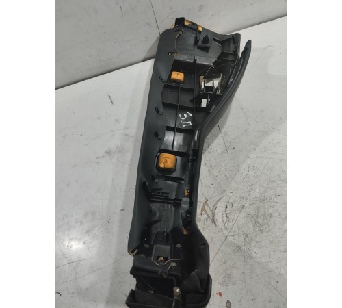 Подушка заднего сиденья боковая правая