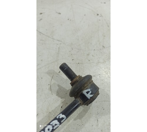 Стойка стабилизатора задняя