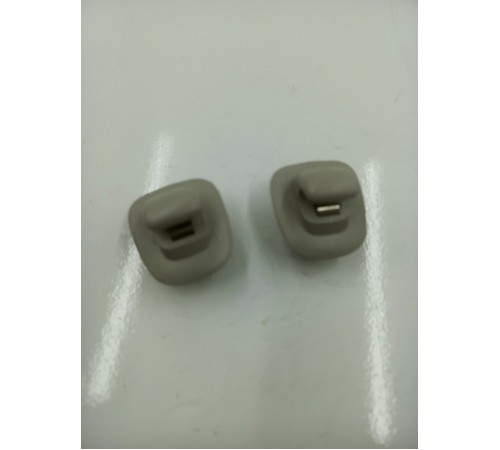 Комплект креплений солнцезащитного козырька 2 шт.