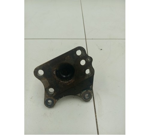 Ось ступицы задняя