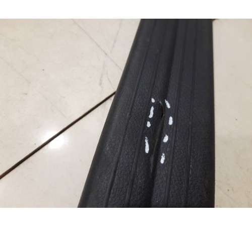 Накладка порога(передняя левая)