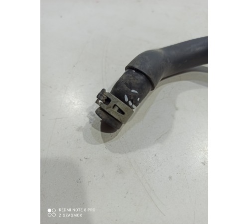 Патрубок системы охлаждения