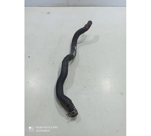 Патрубок системы охлаждения