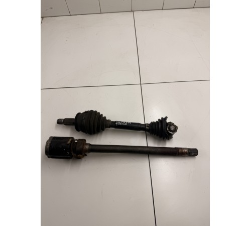 Привод (полуось) передний правый