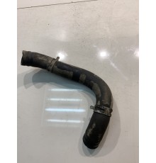 Патрубок системы охлаждения
