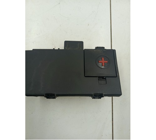 Клемма аккумулятора АКБ плюсовая с крышкой