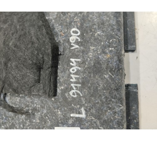 Обшивка багажника (левая)