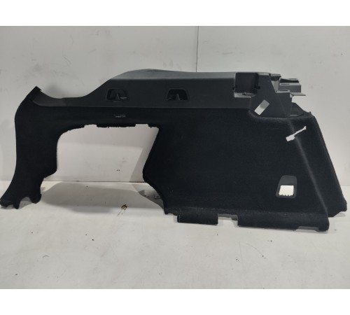 Обшивка багажника (левая)