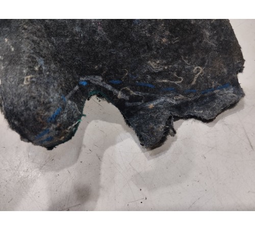 Обшивка багажника (левая)