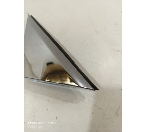 Уголок двери передний левый