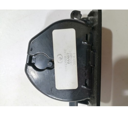 Крючок багажника