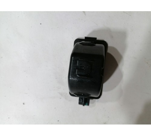 Крючок багажника