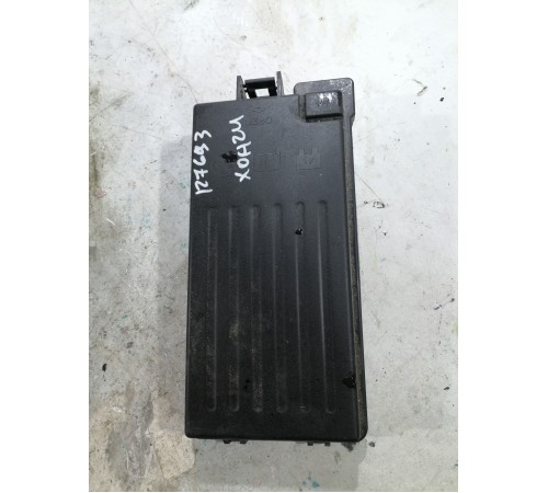 Крышка блока предохранителей