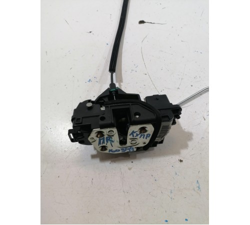 Замок двери передний правый