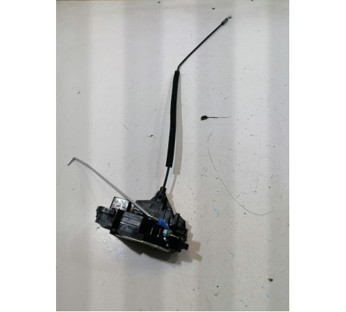 Замок двери передний правый