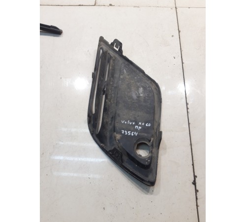 решетка бампера правая