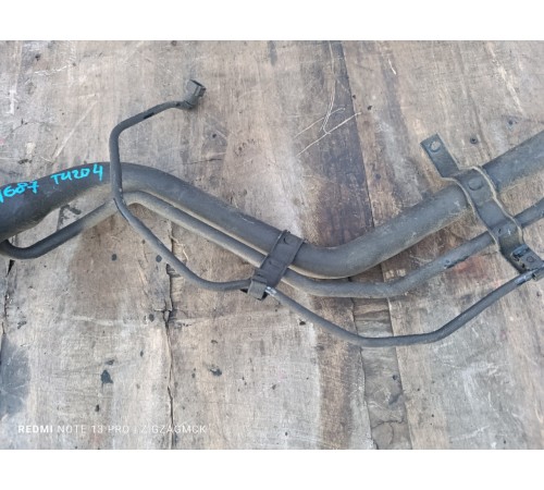 Горловина топливного бака