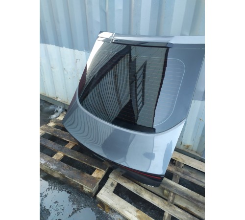 Дверь задняя,хлопушка со стеклом