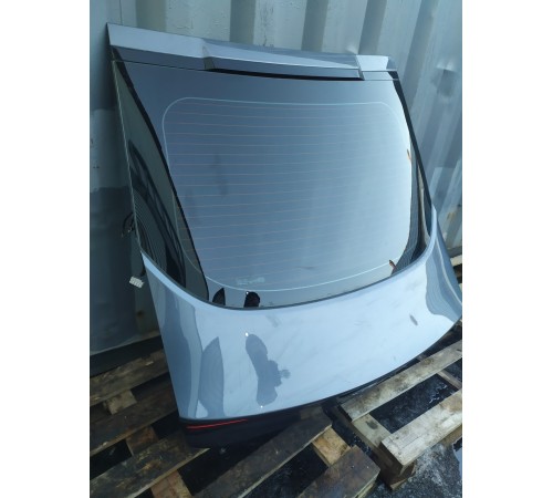 Дверь задняя,хлопушка со стеклом