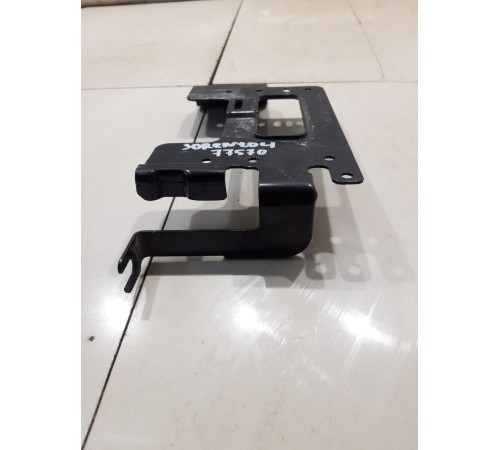 Кронштейн блока двигателя