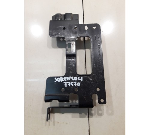 Кронштейн блока двигателя