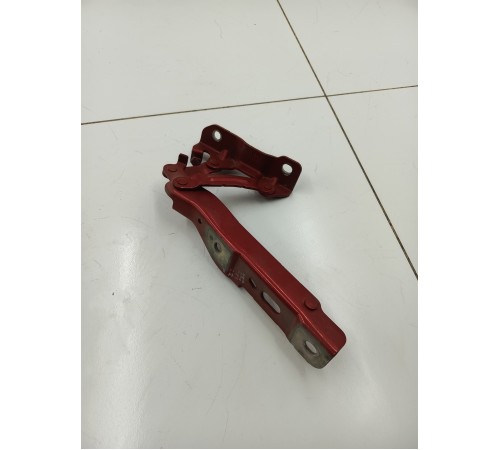 Петля капота Левая