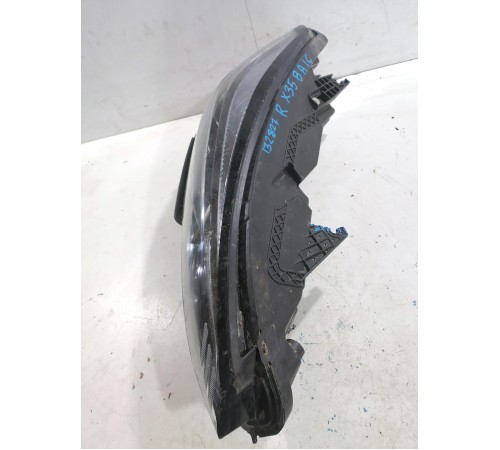 Фара передняя правая