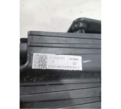 Фара передняя правая