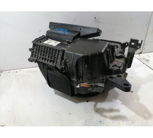 Корпус отопителя , печки