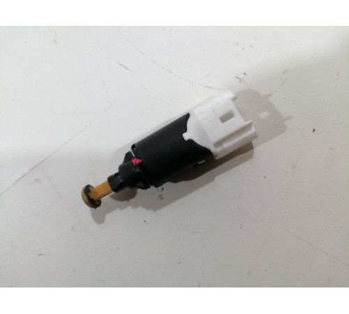 Датчик стоп сигнала концевик педали тормоза