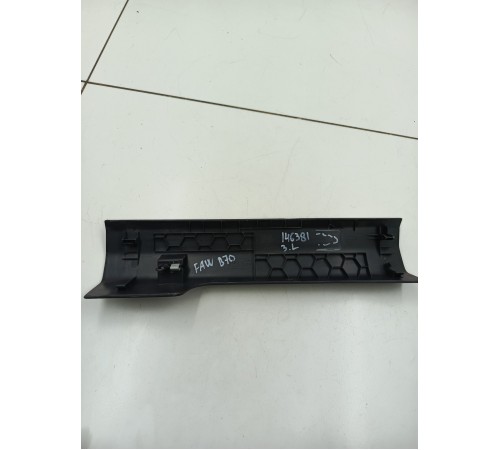 Накладка порога задняя левая