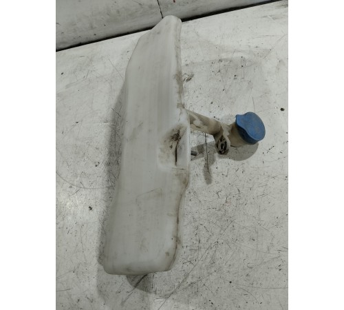 Бачок омывателя лобового стекла