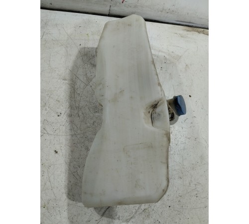 Бачок омывателя лобового стекла