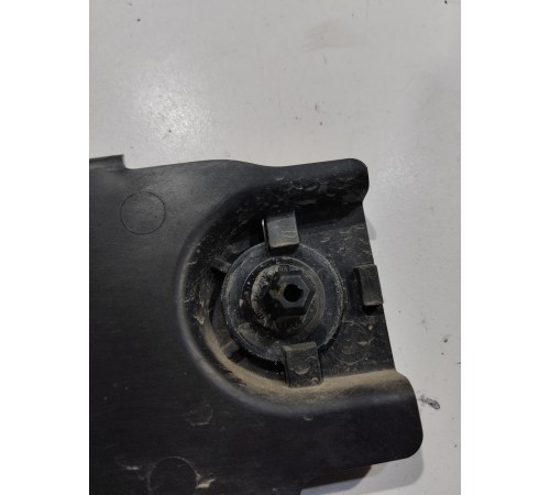 Защита антигравийная задняя левая