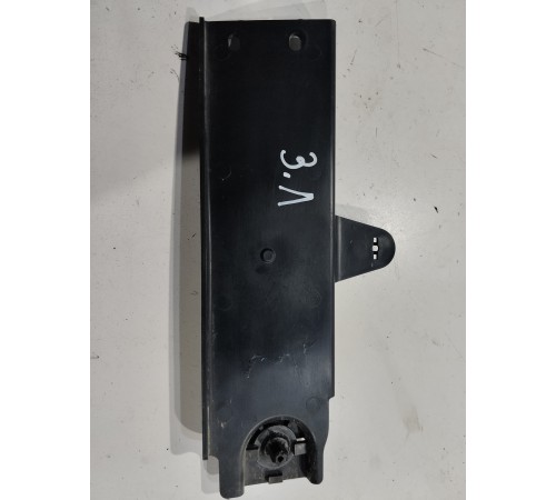 Защита антигравийная задняя левая