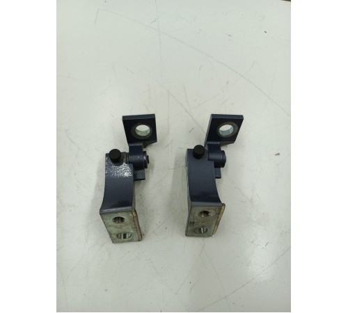 Комплект петель двери задней левой