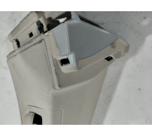 Обшивка стойки(задняя левая)