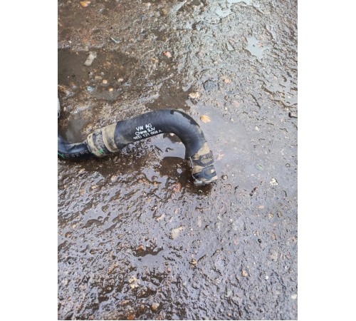 Трубка системы охлаждения