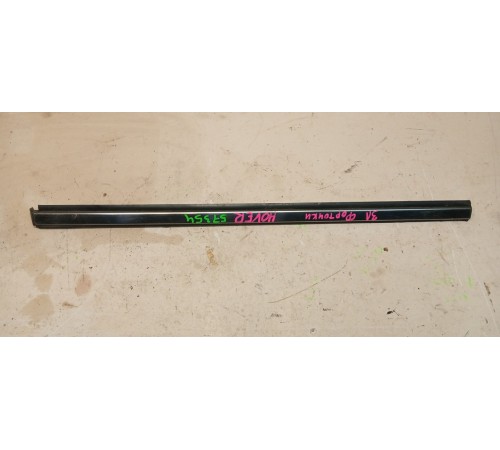 Молдинг заднего левого глухого стекла