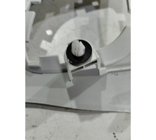 Обшивка стойки(задняя правая)