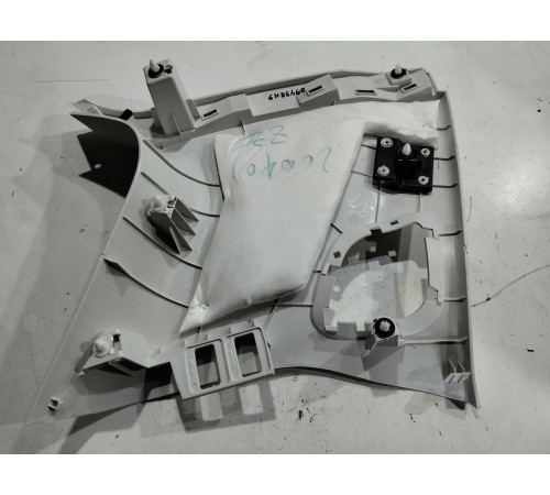 Обшивка стойки(задняя правая)