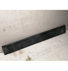 Молдинг двери правой передней